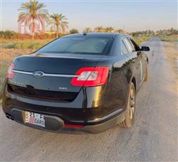 Ford Taurus